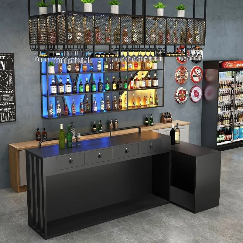 Ścienny stojak na wino z kuteg – Wine & Beer Guayaquil recenzja i cena
